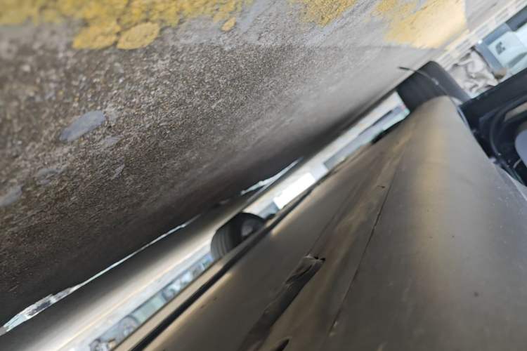 Used Tesla Model Y 2022 Rear-Wheel-Drive Version Left Side Sill