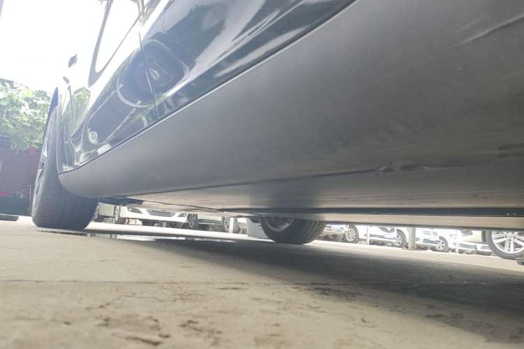 Used Tesla Model Y 2022 Revised Version Rear-Wheel Drive Left Side Sill