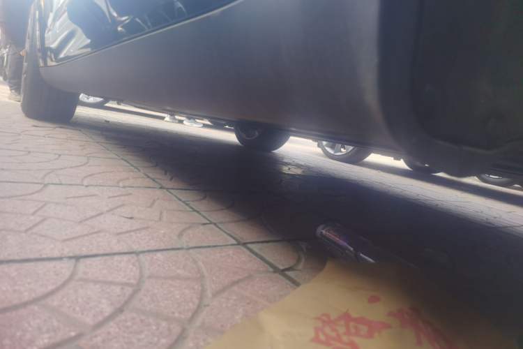 Used Tesla Model Y 2022 Revised Version Rear-Wheel Drive Left Side Sill