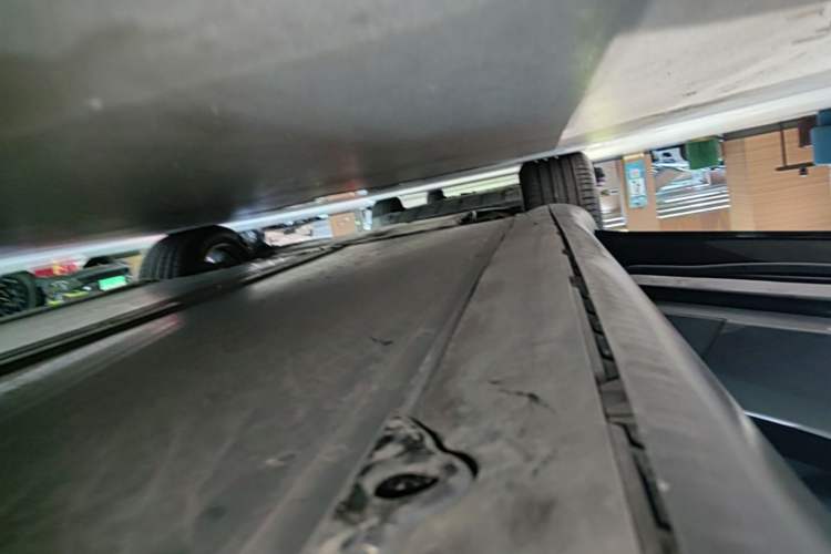 Used Tesla Model Y 2022 Revised Version Rear-Wheel Drive Left Side Sill