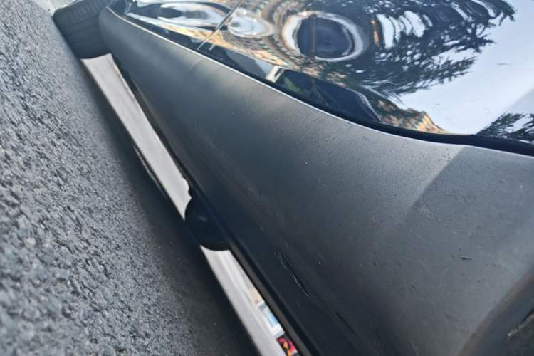 Used Tesla Model Y 2022 Revised Version Rear-Wheel Drive Left Side Sill