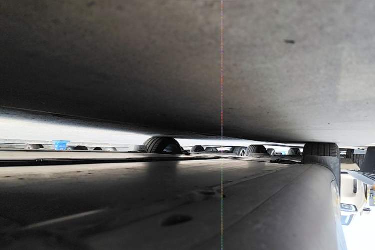 Used Tesla Model Y 2022 Revised Version Rear-Wheel Drive Left Side Sill