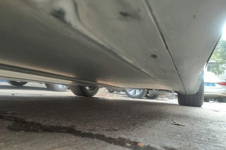 Used Tesla Model Y 2022 Rear-Wheel-Drive Version Left Side Sill