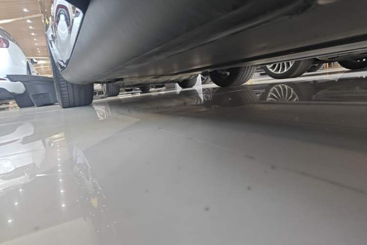 Used Tesla Model Y 2022 Revised Version Rear-Wheel Drive Left Side Sill