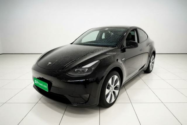 Ojetý Tesla Model Y 2022 Revised Version Rear-Wheel Drive
