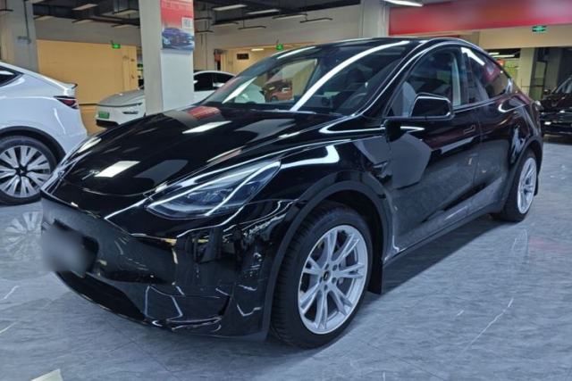 Ojetý Tesla Model Y 2022 Revised Version Rear-Wheel Drive