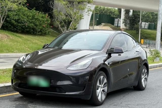 Ojetý Tesla Model Y 2022 Revised Version Rear-Wheel Drive