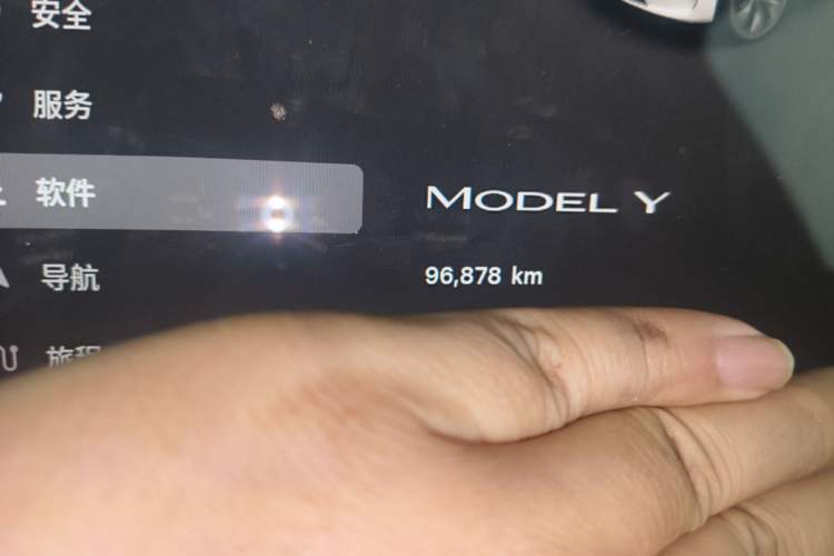 Used Tesla Model Y 2022 Revised Version Rear-Wheel Drive Odometer Close Up