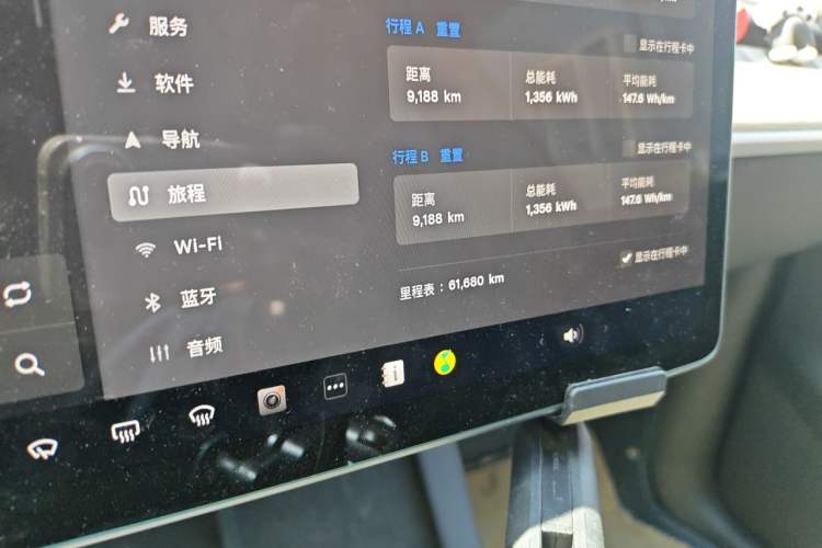 Used Tesla Model Y 2022 Revised Version Rear-Wheel Drive Odometer Close Up