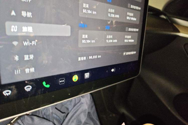 Used Tesla Model Y 2022 Revised Version Rear-Wheel Drive Odometer Close Up