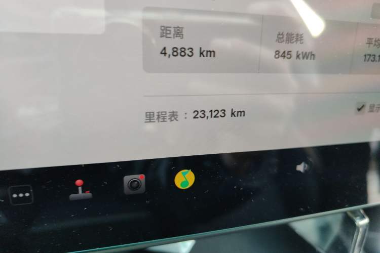 Used Tesla Model Y 2022 Revised Version Rear-Wheel Drive Odometer Close Up
