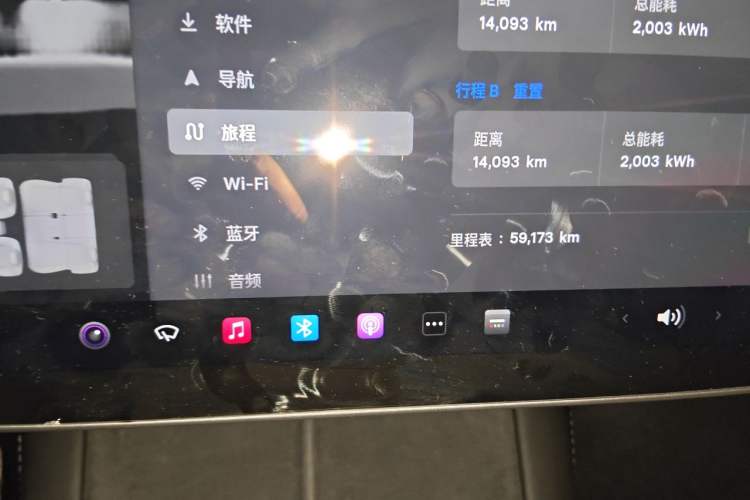 Used Tesla Model Y 2022 Revised Version Rear-Wheel Drive Odometer Close Up