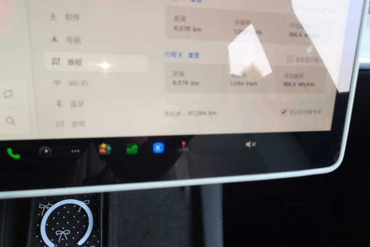 Used Tesla Model Y 2022 Revised Version Long-Range All-Wheel Drive Odometer Close Up