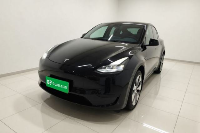 Ojetý Tesla Model Y 2022 Revised Version Rear-Wheel Drive