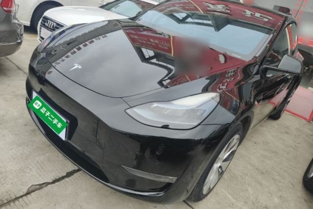 Used Tesla Model Y 2022 Long-Range All-Wheel-Drive Version