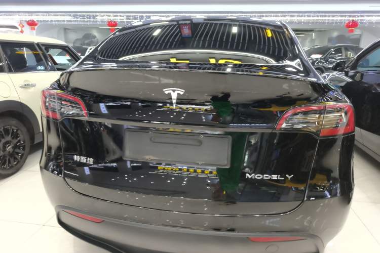 Used Tesla Model Y 2022 Rear-Wheel-Drive Version Rear