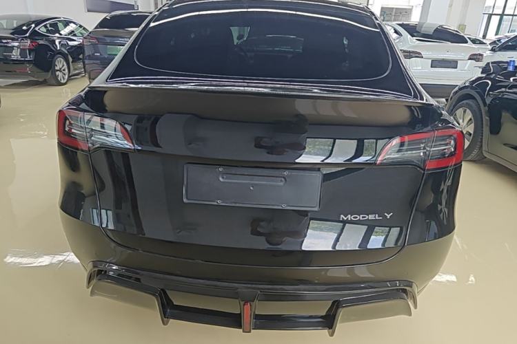 Used Tesla Model Y 2022 Long-Range All-Wheel-Drive Version Rear