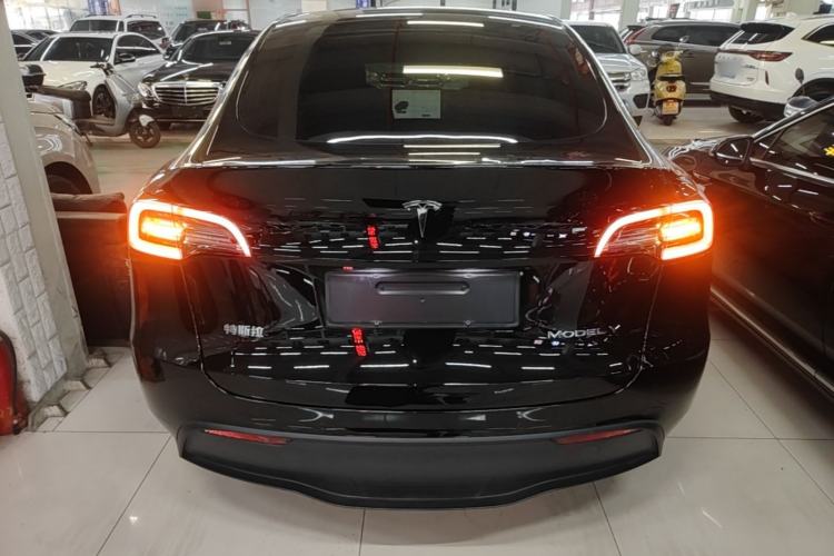 Used Tesla Model Y 2022 Rear-Wheel-Drive Version Rear