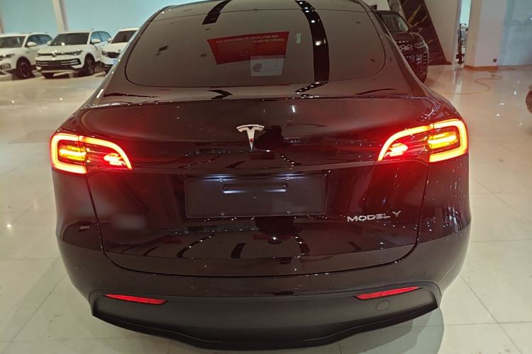 Used Tesla Model Y 2022 Rear-Wheel-Drive Version Rear