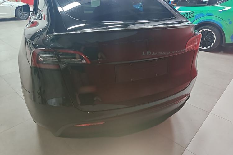 Used Tesla Model Y 2022 Long-Range All-Wheel-Drive Version Rear