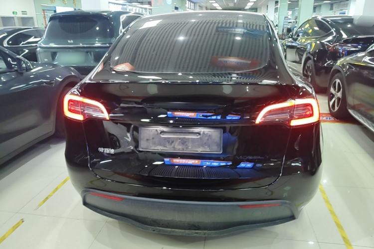 Used Tesla Model Y 2022 Rear-Wheel-Drive Version Rear