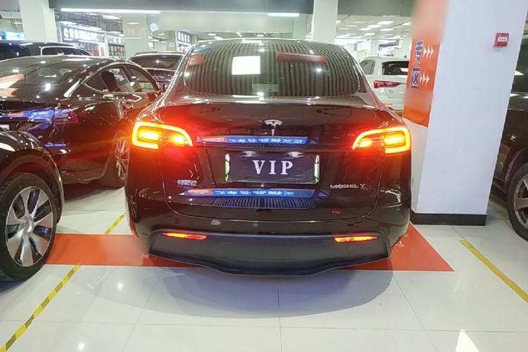 Used Tesla Model Y 2022 Rear-Wheel-Drive Version Rear