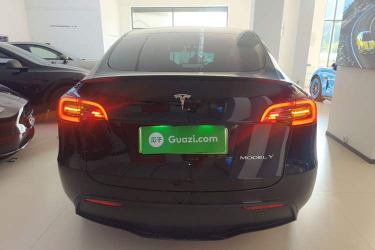Used Tesla Model Y 2022 Rear-Wheel-Drive Version Rear