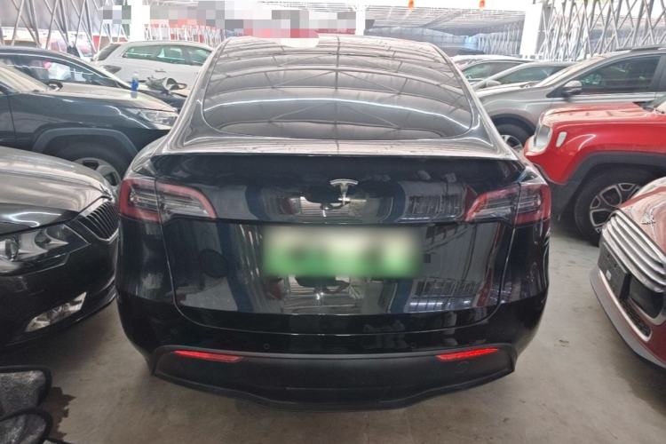 Used Tesla Model Y 2022 Long-Range All-Wheel-Drive Version Rear