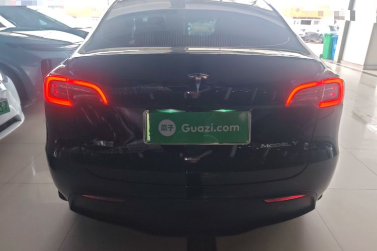 Used Tesla Model Y 2022 Long-Range All-Wheel-Drive Version Rear