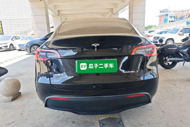Used Tesla Model Y 2022 Rear-Wheel-Drive Version Rear