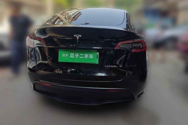 Used Tesla Model Y 2022 Long-Range All-Wheel-Drive Version Rear