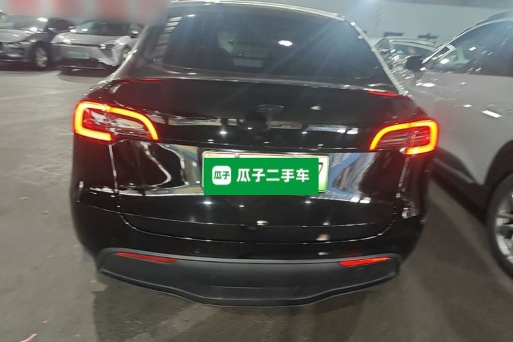 Used Tesla Model Y 2022 Long-Range All-Wheel-Drive Version Rear