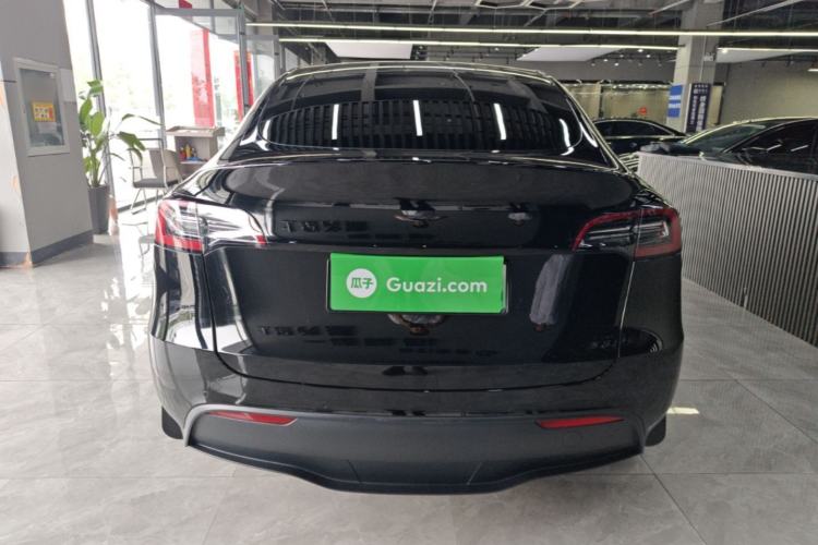 Used Tesla Model Y 2022 Long-Range All-Wheel-Drive Version Rear