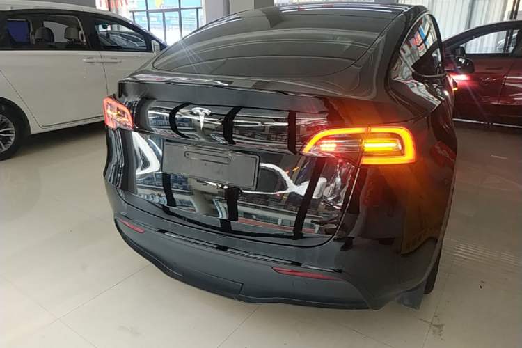 Used Tesla Model Y 2022 Rear-Wheel-Drive Version Rear