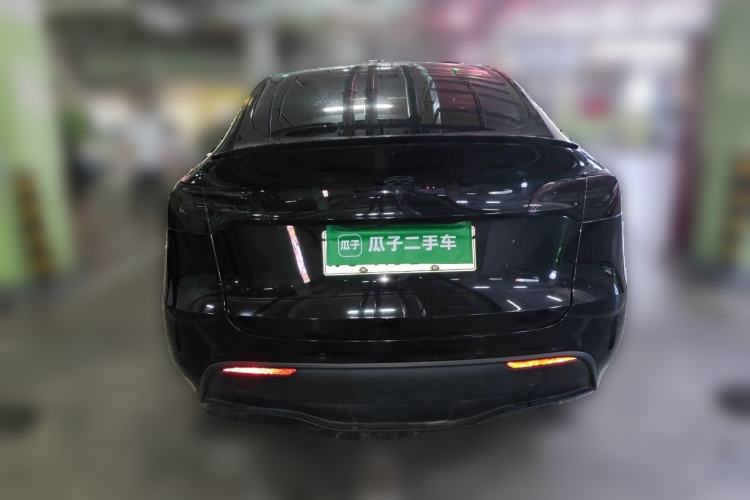 Used Tesla Model Y 2022 Long-Range All-Wheel-Drive Version Rear