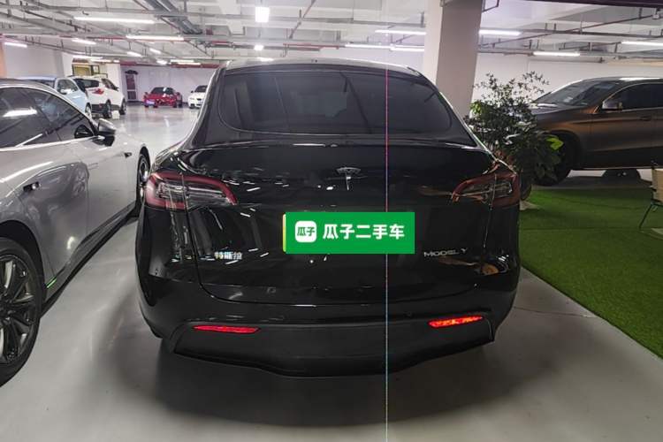 Used Tesla Model Y 2022 Rear-Wheel-Drive Version Rear