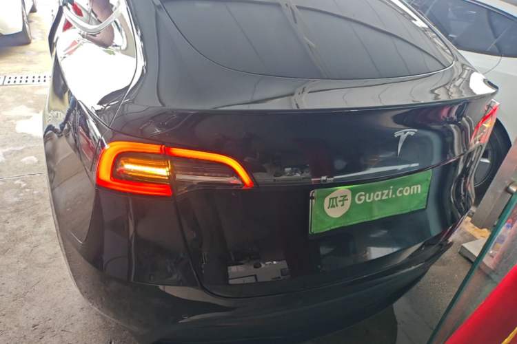 Used Tesla Model Y 2022 Long-Range All-Wheel-Drive Version Rear