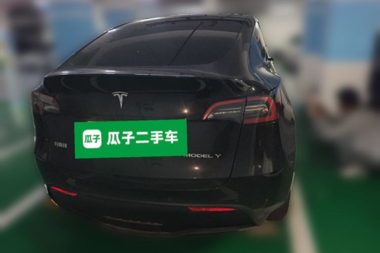 Used Tesla Model Y 2022 Long-Range All-Wheel-Drive Version Rear