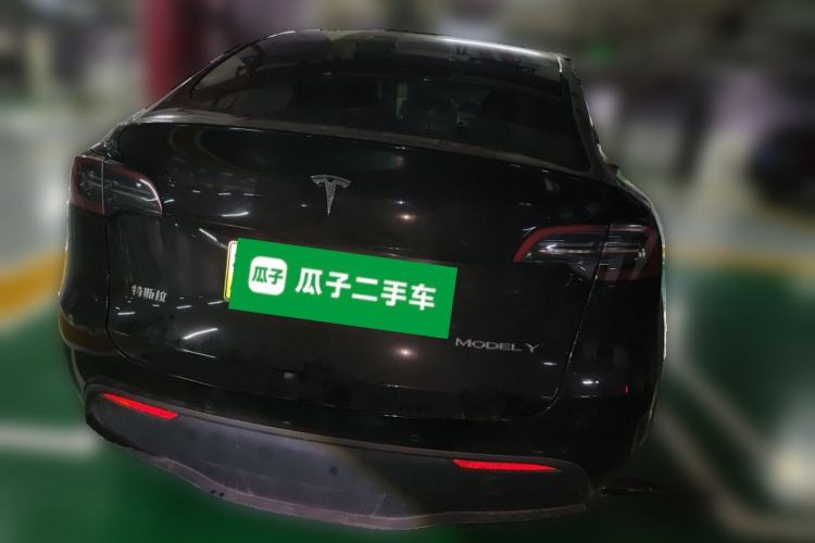 Used Tesla Model Y 2022 Long-Range All-Wheel-Drive Version Rear