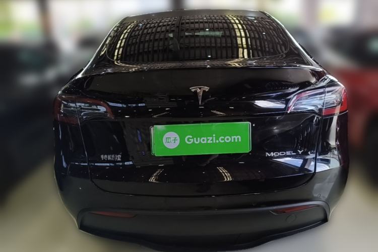 Used Tesla Model Y 2022 Long-Range All-Wheel-Drive Version Rear