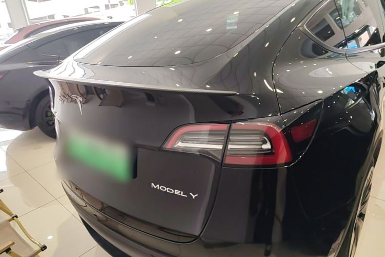 Used Tesla Model Y 2022 Long-Range All-Wheel-Drive Version Rear