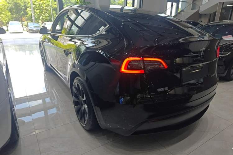 Used Tesla Model Y 2022 Revised Version Rear-Wheel Drive Rear Left 45 Deg