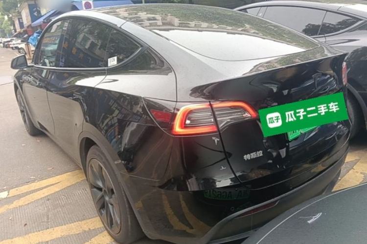 Used Tesla Model Y 2022 Rear-Wheel-Drive Version Rear Left 45 Deg