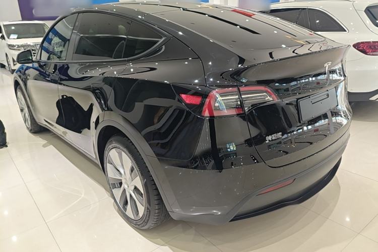 Used Tesla Model Y 2022 Rear-Wheel-Drive Version Rear Left 45 Deg
