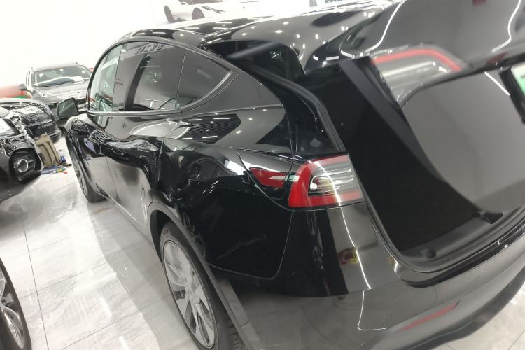 Used Tesla Model Y 2022 Rear-Wheel-Drive Version Rear Left 45 Deg