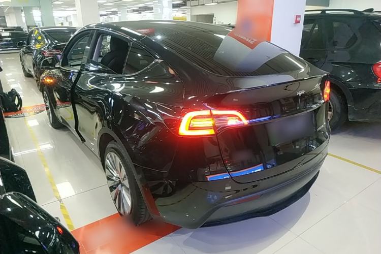Used Tesla Model Y 2022 Rear-Wheel-Drive Version Rear Left 45 Deg