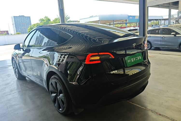 Used Tesla Model Y 2022 Long-Range All-Wheel-Drive Version Rear Left 45 Deg