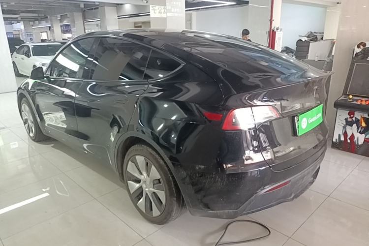 Used Tesla Model Y 2022 Rear-Wheel-Drive Version Rear Left 45 Deg