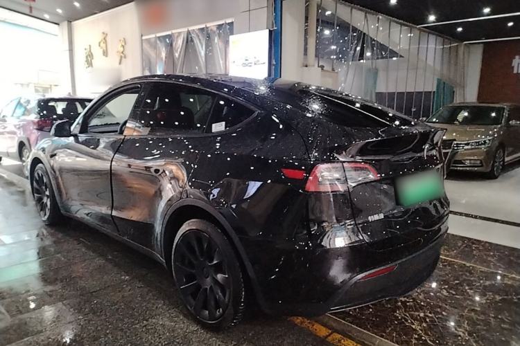 Used Tesla Model Y 2022 Long-Range All-Wheel-Drive Version Rear Left 45 Deg