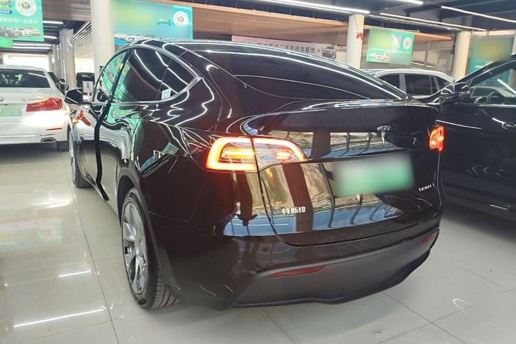 Used Tesla Model Y 2022 Rear-Wheel-Drive Version Rear Left 45 Deg